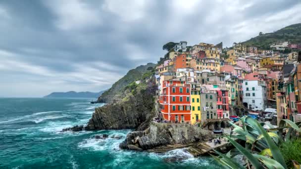 Timelapse Riomaggiore Wsi Popularnej Miejscowości Turystycznej Parku Narodowym Cinque Terre — Wideo stockowe