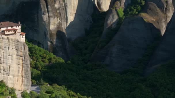 Klooster Van Rousanou Beroemde Griekse Toeristische Bestemming Meteora Griekenland Bij — Stockvideo