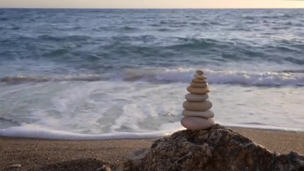Koncepcja Równowagi Harmonii Kamienie Kamienie Stos Plaży Wybrzeża Morza Przyrodzie — Wideo stockowe