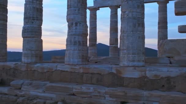 Греція Мис Суніо Руїни Стародавнього Храму Посейдона Грецького Бога Моря — стокове відео