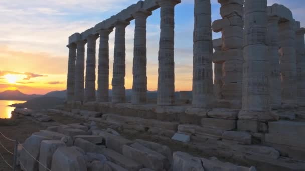 Греческий Мыс Сунио Руины Древнего Храма Посейдона Греческого Бога Моря — стоковое видео
