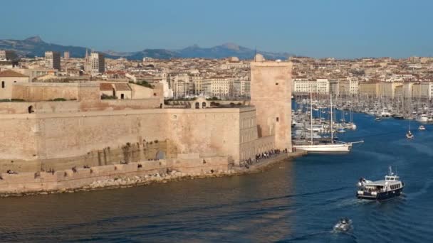 Günbatımında Saint Jean Kalesi Nde Marsilya Eski Limanı Vieux Port — Stok video