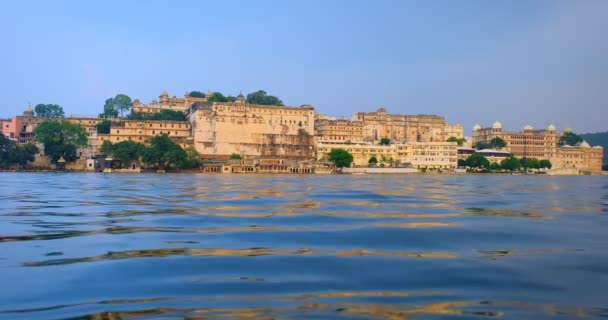 Zicht Beroemde Romantische Luxe Rajasthan Indiaanse Toeristische Bezienswaardigheid Udaipur City — Stockvideo