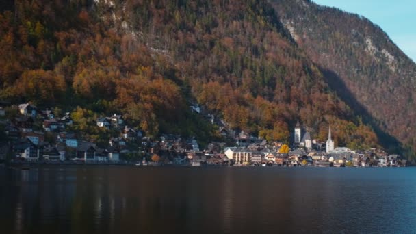 Podzim Podzimu Slavné Turistické Destinaci Klidné Město Hallstatt Horách Alpy — Stock video