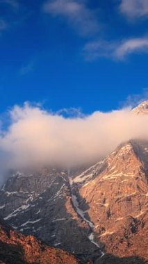 Himalaya Bulutları zaman ayarlı kamera görüntüleriyle