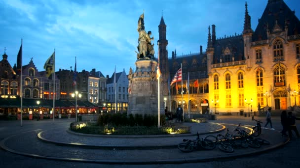 Bruges België Mei 2018 Brugge Grote Markt Met Standbeeld Van — Stockvideo