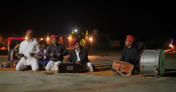 Jaisalmer India November 2019 Indisk Musiker Manlig Traditionell Kalbeliamusiker Spelar — Stockvideo