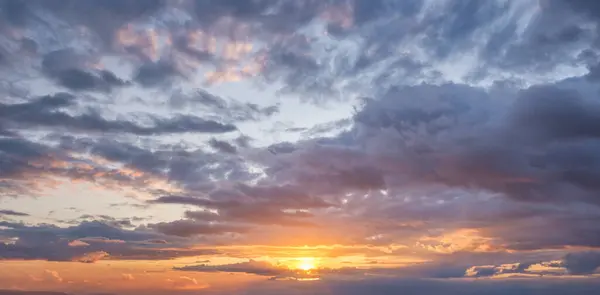 Прекрасний Драматичний Мальовничий Фон Заходу Сонця Неба Ліцензійні Стокові Фото
