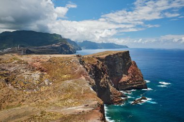 Ponta do Sao Lorenco Burnu 'ndan Madeira Adası manzaralı bir manzara. Madeira, Portekiz