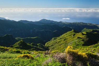 Yürüyüş patikasından Pico Ruivo, Madeira 'ya git