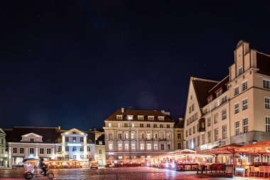 Tallinn Ana Meydanı, Estonya turistik gezi arka planı