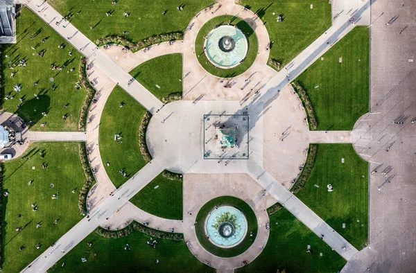 德国斯图加特市中心著名的Schlossplatz的空中平铺景观 旅行背景 — 图库照片