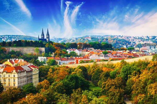 Automne Avec Toit Cathédrale Rouge Vue Sur Vysegrad Prague Czech — Photo