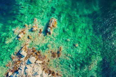 Halkidiki, Sitonia Above, Yunanistan 'dan. Yaz tatili geçmişi. Taşlı soyut manzara