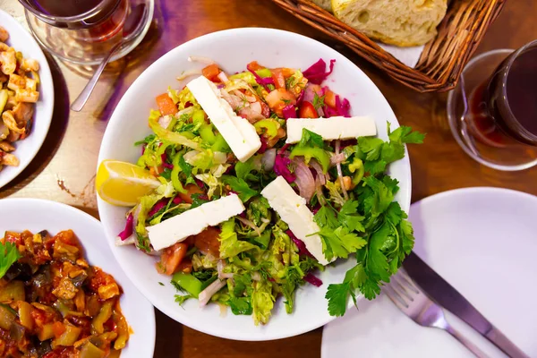 Bild Von Choban Salat Mit Käse Einem Türkischen Café Hochwertiges — Stockfoto