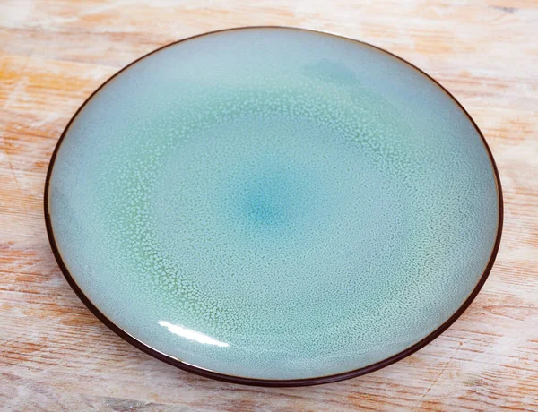 View Empty Blue Plate Wooden Table — Foto de Stock