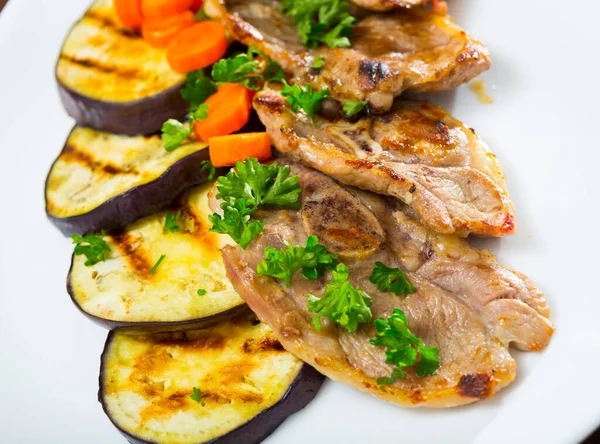 Delicious Broiled Lamb Loin Chops Served White Plate Grilled Eggplant — Stock Photo, Image