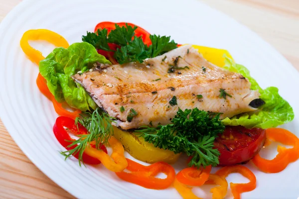 Grilled Fillet Trout Cushion Fresh Baked Vegetables Greens — Stock Photo, Image