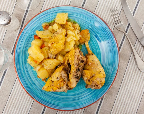 Just Cooked Braised Chicken Potatoes Served Table — Stock Photo, Image
