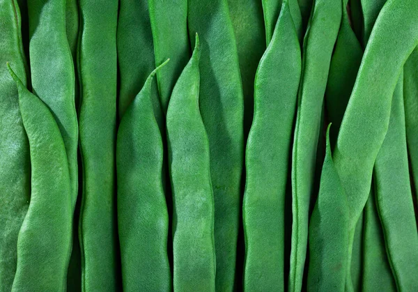 Grüne Bohnen Schoten Auf Einer Hölzernen Oberfläche Nahaufnahme — Stockfoto