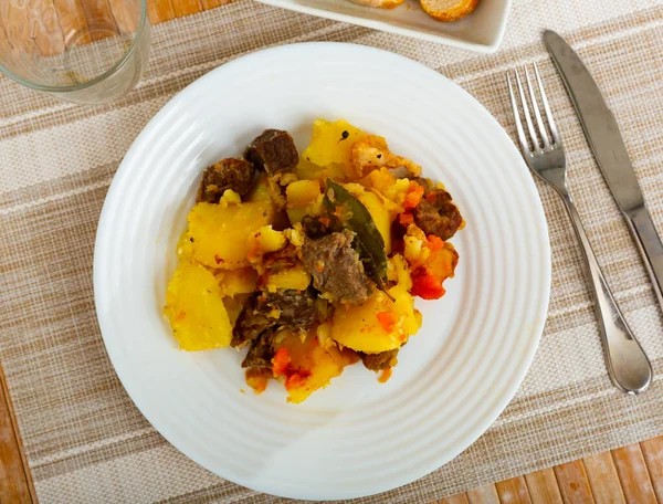 Hearty Stewed Veal Potato Carrot Served Bread — Stock Photo, Image