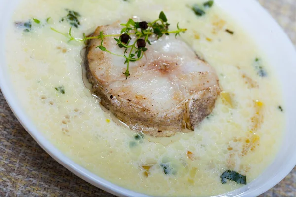 Closeup Boiled Creamy Soup White Fish Pollock Greens Plate — Fotografia de Stock