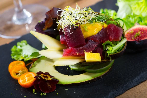 Colorful Salad Raw Tuna Chopped Mango Avocado Garnished Cumquat Figs — Stock Photo, Image