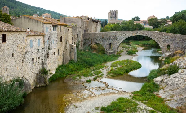 Mittelalterliche Bogenbrücke Über Den Fluss Orbieu Lagrasse Frankreich — Stockfoto