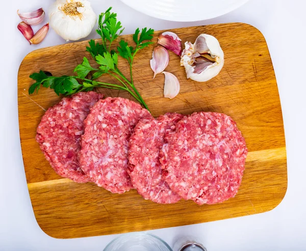 Cooking Ingredients Raw Burger Cutlets Wooden Board — Stock Photo, Image