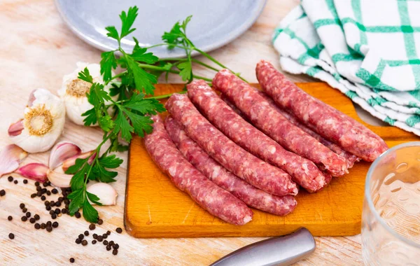 Rauwe Pittige Longaniza Worsten Van Gehakt Varkensvlees Bereid Voor Het — Stockfoto