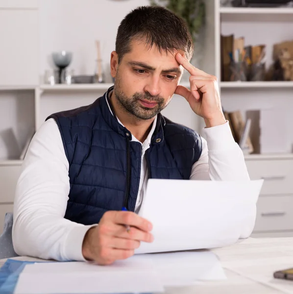 Sadly Young Man Struggling Pay Utility Bills Home Rent — Stock Photo, Image