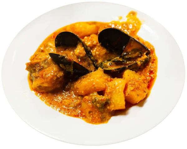 Delicious Mediterranean Seafood Stew White Fish Chunks Mussels Potatoes Isolated — Zdjęcie stockowe