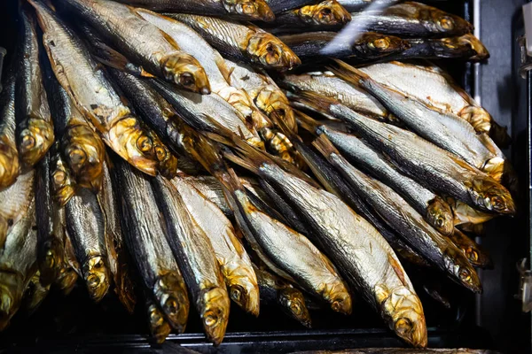 Antipasto Tradizionale Russo Appetitoso Pesce Affumicato Freddo Vendita Sul Bancone — Foto Stock