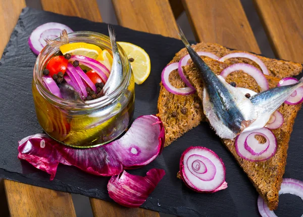 Homemade Salting Sardines Onions Beets Mixture Peppers Marinade Vinegar Lemon — Stock Photo, Image