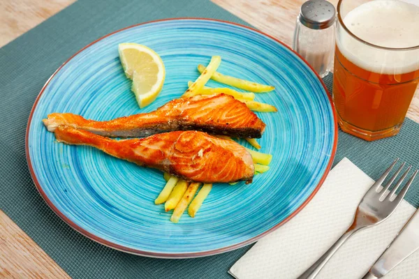 Image Deliciously Steak Baked Salmon French Fries Plate — Stock Photo, Image