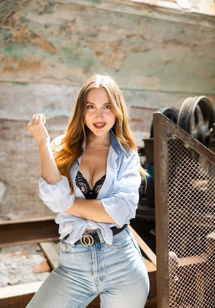Young Desirable Brown Haired Woman Wearing Shirt Bra Posing Derelict — Stock Fotó