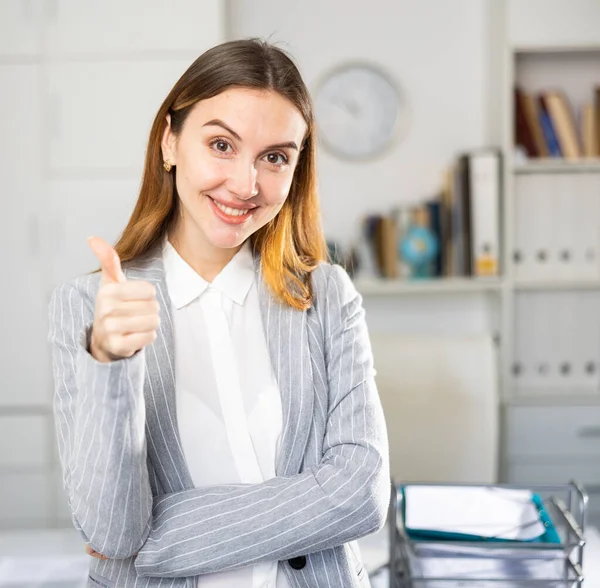 Portrait Successful Business Woman Holding Thumb Office — Stock Photo, Image