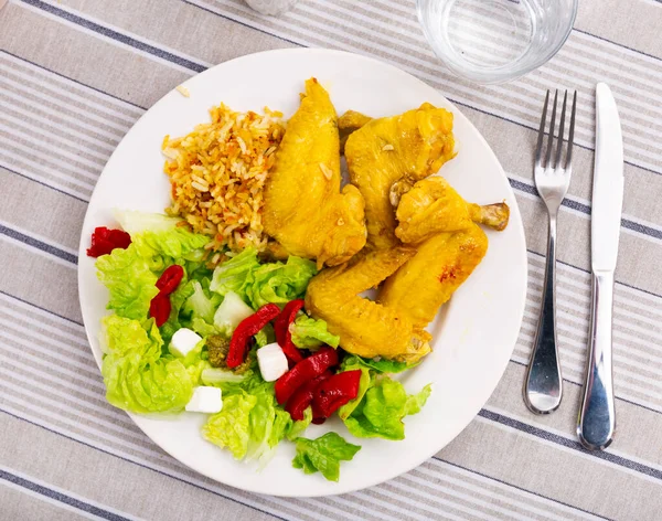 Plate Homemade Baked Chicken Wings Served Rice Salad — Stock Photo, Image