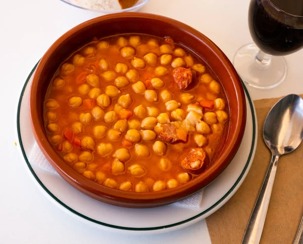 Tradional Spanish Cuisine Garbanzos Riojana Ceramic Bowl — Stock Photo, Image