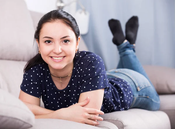 Positive Girl Dressed Dark Blue Shirt Jeans Relaxing Home — Stock Photo, Image
