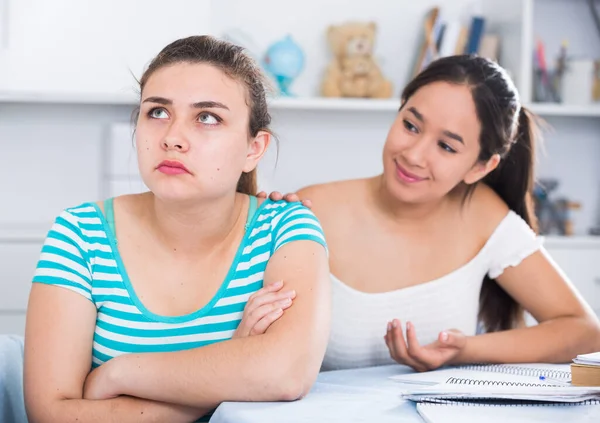 Girl Trying Apologize Her Offended Friend Quarrel Home — Stock Photo, Image