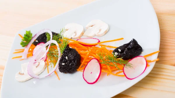 Healthy Diet Food Concept Organic Carrot Radish Prunes Mushrooms Salad — Stock Photo, Image