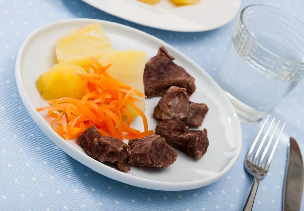 Steamed Veal Potatoes Carrots Diet Food — Stok fotoğraf