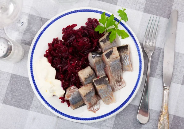 Pieces Herring Grated Beetroot Served Plate Appetizer Fish Table — Fotografie, imagine de stoc