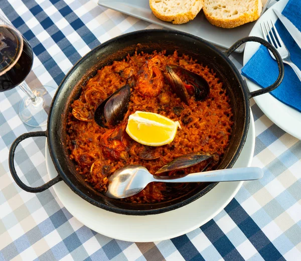 Appetizing Seafood Dish Paella Shrimp Spanish Cuisine — Stock Photo, Image