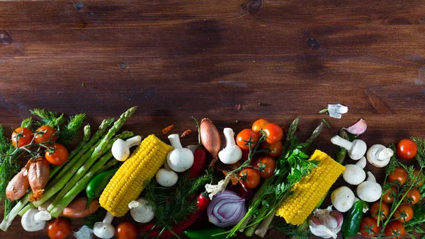 Vegetarisches Konzept Draufsicht Auf Frische Pilze Gemüse Gemüse Und Gewürze — Stockfoto
