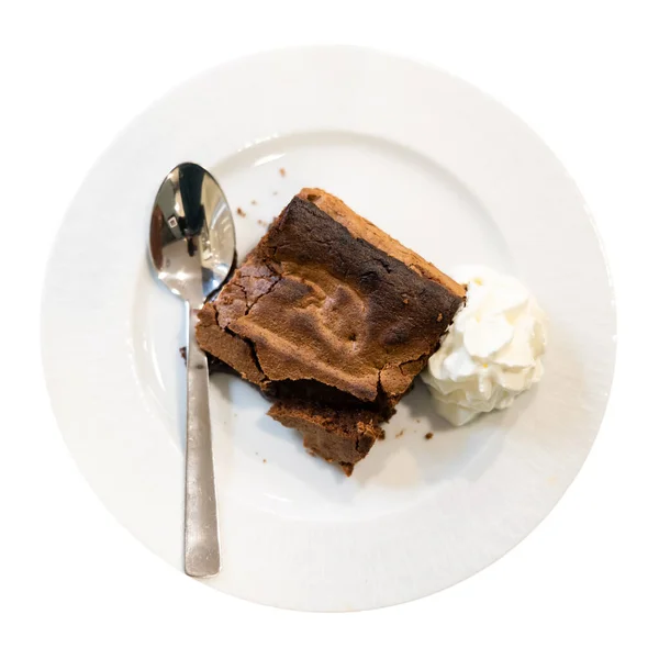 Heerlijke Dessert Chocoladetaart Schotel Met Chocolade Topping Geïsoleerd Witte Achtergrond — Stockfoto
