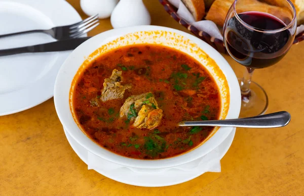 Traditionelle Georgische Suppe Charcho Reiche Hammelbrühe Mit Reis Und Tomaten — Stockfoto