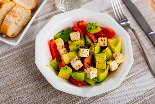 Homemade Vegetarian Salad Cheese Tomato Avocado Served Plate Cafe — Stock Photo, Image