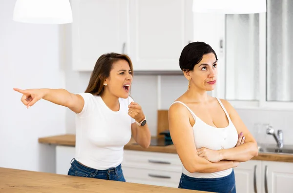 Offended Scornful Young Latin American Woman Listening Angry Dissatisfied Female — Stock Photo, Image